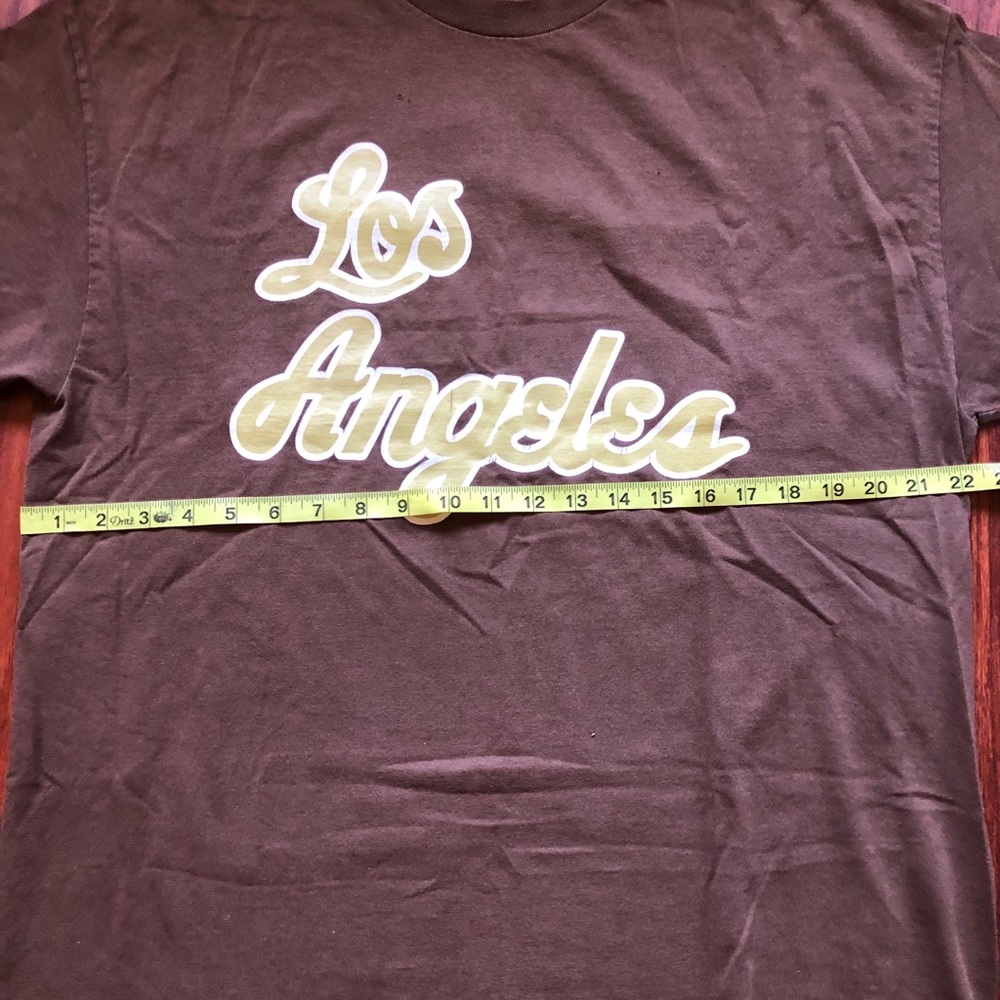 Los Angeles Tee - Picture 2 of 3